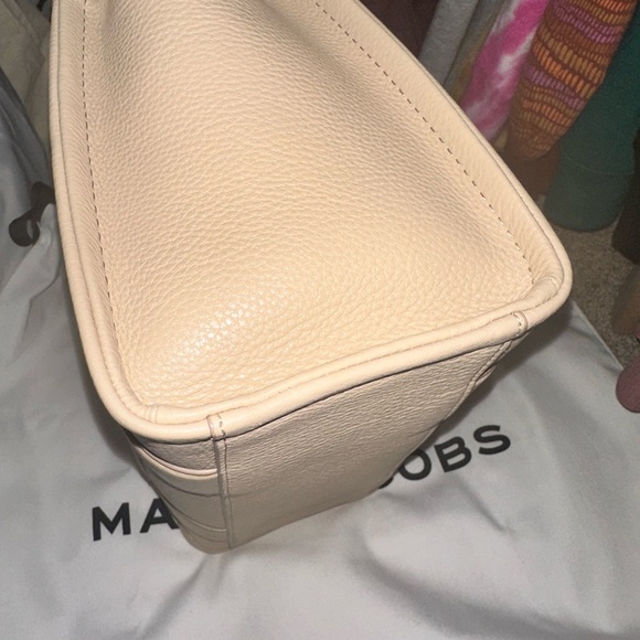Marc Jacobs Small Leather Bag - Picture 3 of 10